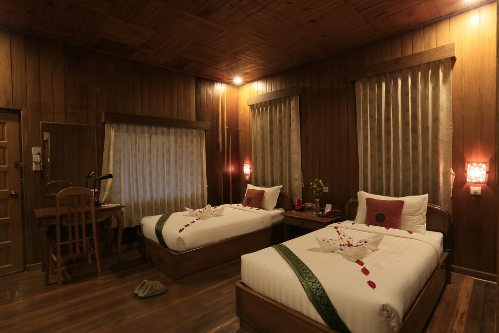 Hill Top Villa Hotel كالاو الغرفة الصورة