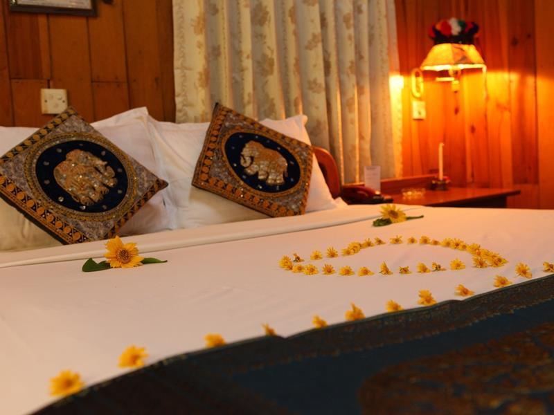 Hill Top Villa Hotel كالاو المظهر الخارجي الصورة