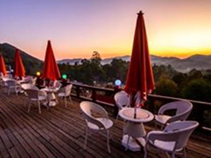 Hill Top Villa Hotel كالاو المظهر الخارجي الصورة